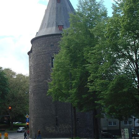 Hotel Klenkes Am Bahnhof Aachen Eksteriør bilde