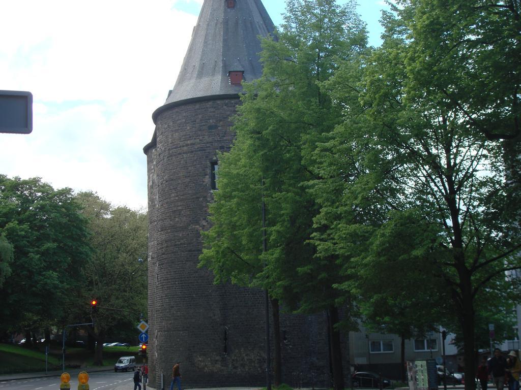 Hotel Klenkes Am Bahnhof Aachen Eksteriør bilde